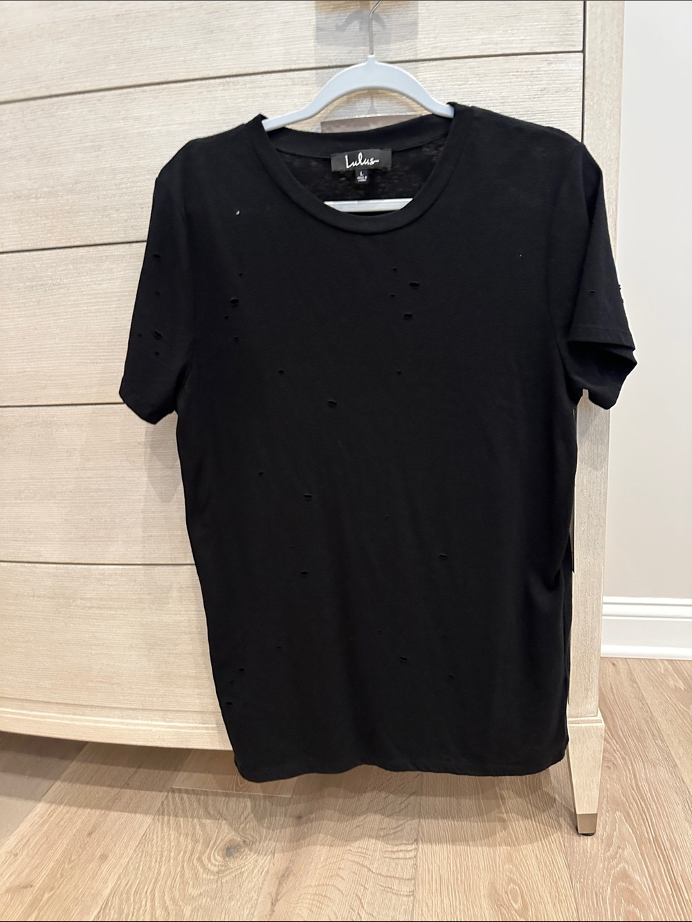 LULUS distressed T-shirt